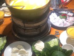 -捞围鲜·港式打边炉(海阳路店)
