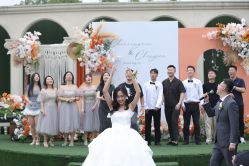 点击看大图 -圣柏莎高端婚纱会所