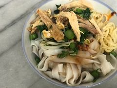 -再回首鸡肉米线(人民路一店)