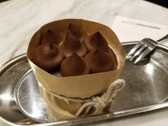 巧克力甘纳许纸杯蛋糕-Awfully Chocolate(来福士广场店)