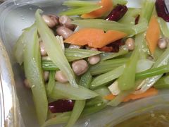 -鑫巴蜀小镇 · 水煮鱼专研店(玉桥店)