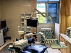 -上海仁爱医院口腔科 · 种植