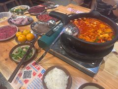 -黔二妞地摊火锅(龙华清湖店)