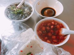 -芳婆糕团店(王府大街店)