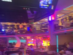 -巴特餐饮6加1音乐餐吧·新疆菜