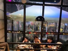 -何师烧烤Pro ·江湖川菜·小龙虾·精酿(太古里旗舰店)