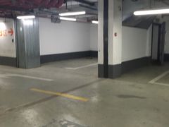 -圣诺亚大厦-地下停车场