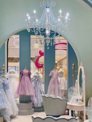 -奈尔宝·儿童乐园·亲子餐厅(华采天地店)