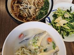 -玖鲜小笼(中山广场店)