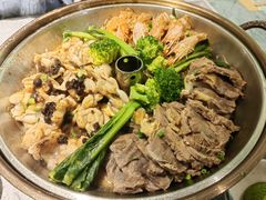 -璞臻汽锅餐厅(南京东路店)