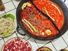 -扎起市井老火锅(乐山总店)