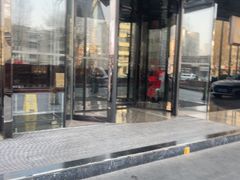 -唐拉雅秀酒店-西锦汇空中BBQ·思创餐厅