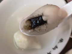 芝麻汤圆-朱新年·苏式汤团·面点(北寺塔店)
