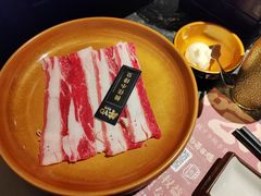 -牛YO寿喜烧·铁板烧和牛火锅自助(市府恒隆店)