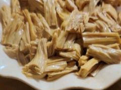 -烂厅下牛肉汤