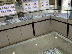 -吴良材眼镜(北中路店)