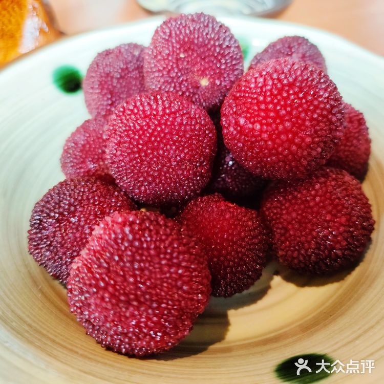 点了两份单人套餐，又单独点了一份年糕一份虾球