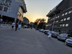 -北京大学百年讲堂