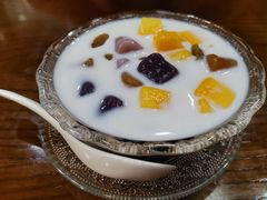芒果烧仙草-大甜九港式甜品(武林店)
