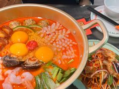 -小小集渔·泰式大排档(太古里香槟店)
