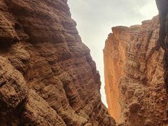 -天山神秘大峡谷