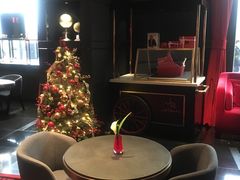 -Salon de The de Joel Robuchon(外滩18号店)