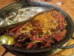 -周小明火锅(黑金冠社区店)