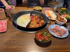 -萍姐火锅·公路夜市(武汉首店)