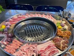 -哈哈碳都·牛肋条无限自助烤肉(台江万达店)