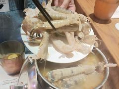 -领鲜活海鲜榴莲自助火锅(东门店)