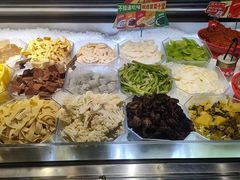 -成都你六姐·牛肉冒菜(上海环宇荟店)