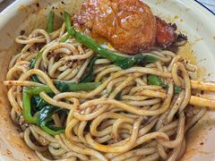 素椒炸酱面-岳记老成都三味面