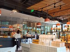 -Dough&Joe团憩(瑞虹天地月亮湾店)