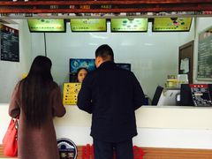 -桥香园云南过桥米线(金马碧鸡店)