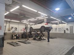 -杭州中沃沃尔沃4S店(滨江区店)
