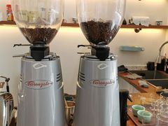 -Line 咖啡(石厦花园店)