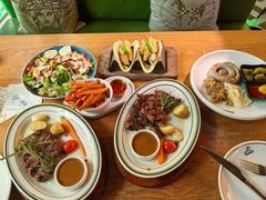 -Famous肥猫墨西哥音乐餐吧(五棵松华熙LIVE店)