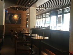 -星巴克(西藏路店)