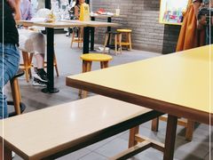 大堂-麦当劳(龙信广场店)