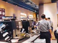 -瑞幸咖啡(外滩SOHO店)