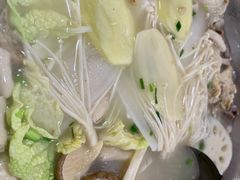 -正宗简阳羊肉汤(荣盛·布鲁明顿广场店)