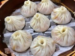 -莱莱小笼·乔艾