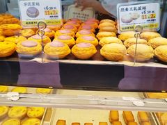 -鲍师傅糕点(青年汇店)