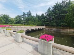 -上海市龙华烈士陵园