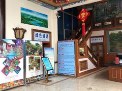 -龙脉温泉室内游泳馆