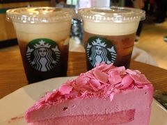 -星巴克臻选(莘庄仲盛店)