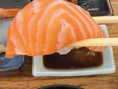 -元祖ぶっち切り寿司 魚心(三宫店)