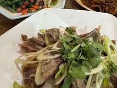 -吕记清真美食城(永兴服装街店)