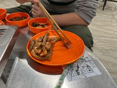 -陈小肠特色火盆烧烤(海门渔村美食街店)