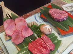 -炼火烤肉店
